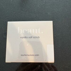 Beaut.  Vanilla Salt Scrub - NEW & sealed